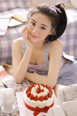 丈夫拿走妻子金手臂，结果妻子死后化身阿飘来找他#金手臂.
